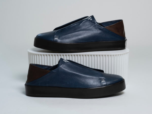 MC Blue Brown Grain Calf Leather (Sides)