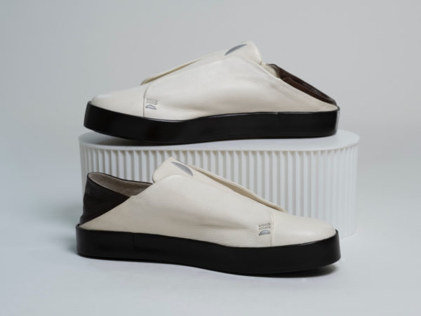 MC White Brown Grain Calf Leather