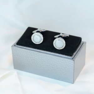 Mother of Pearl Zirconia Suit Cuff